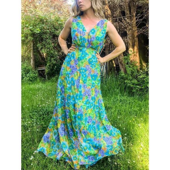 Vintage Dresses & Skirts - The Garden Party 1960s Floral Dress Gown Empire Waist Sz M